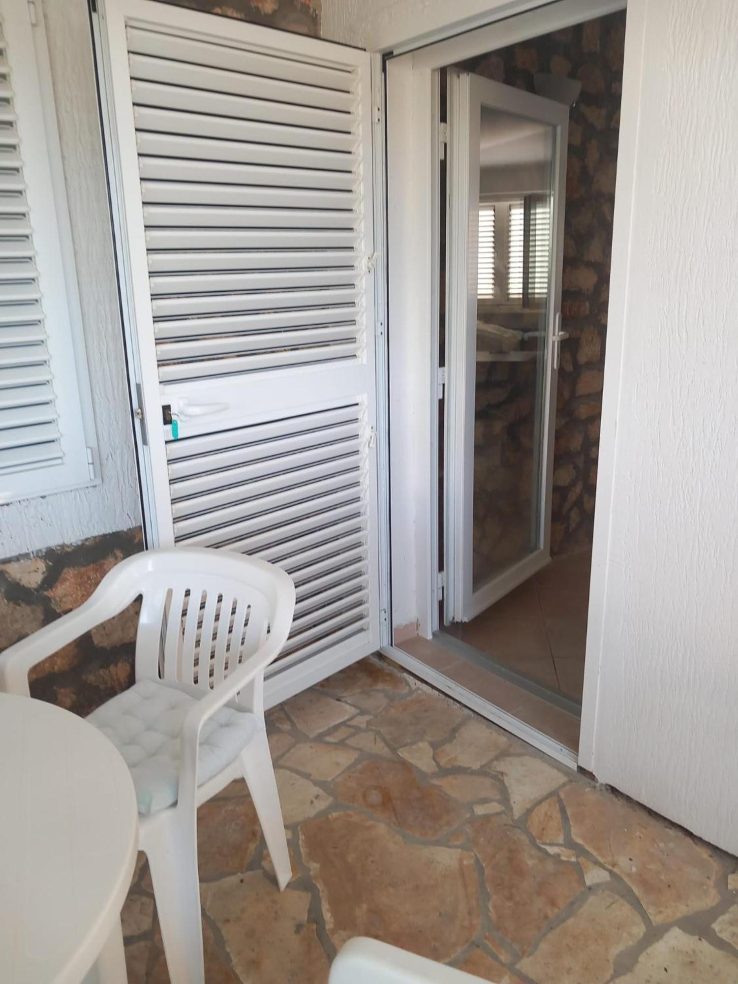 Studio Apartment Bosko Новаля Екстериор снимка